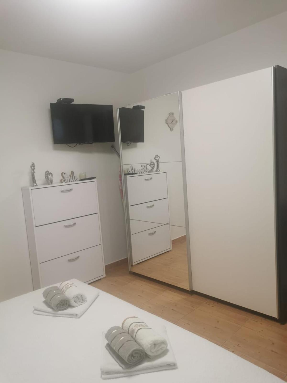 Apartments Tomislav Poljica  Ngoại thất bức ảnh